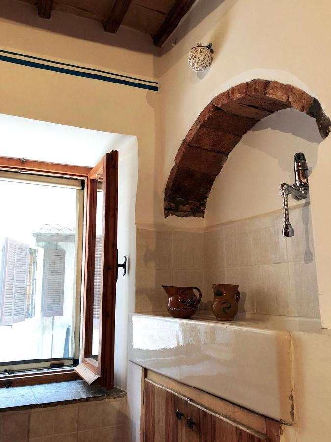 Le Casette Di Civitella- La Casa Di Rolando E Gina Apartment Civitella Del Lago Bagian luar foto